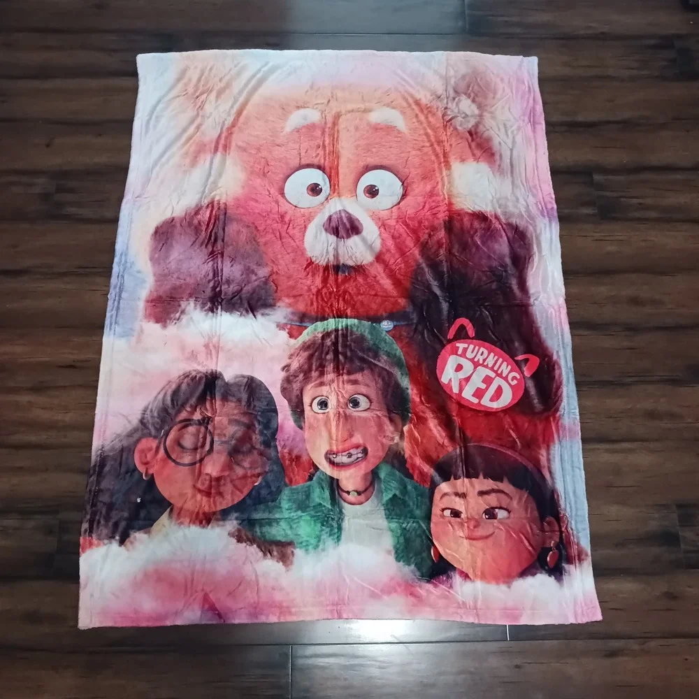 Disney Pixar Turning Red Fleece Throw Blanket 50x40 Red Panda Mei Lee Friends